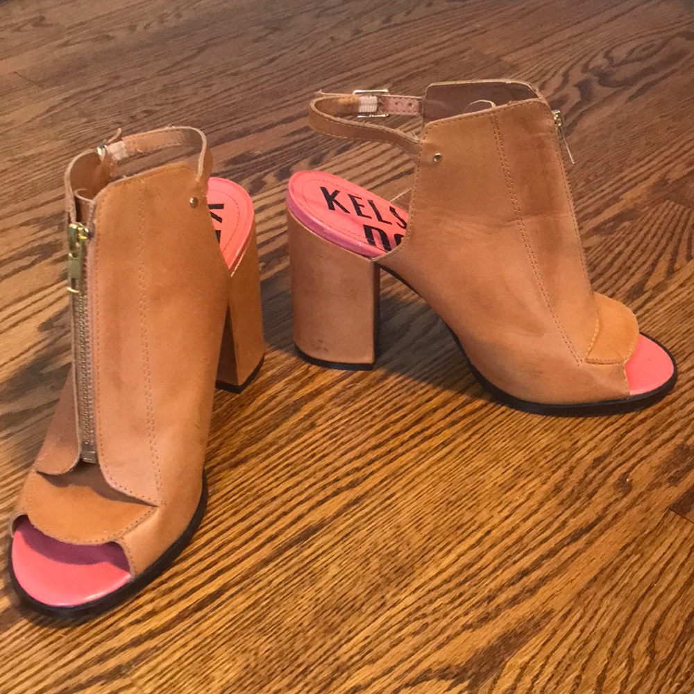 Kelsi Dagger Leather heels